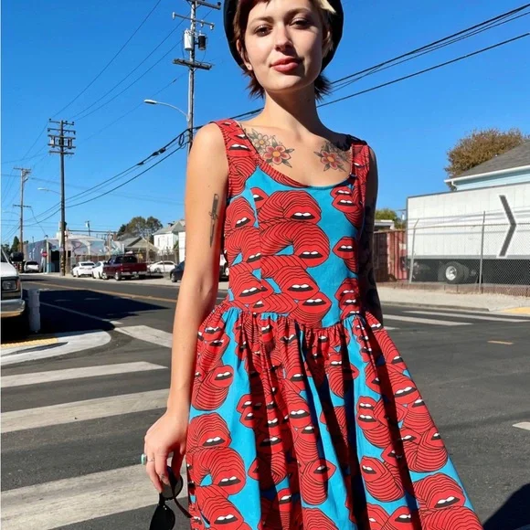 Nooworks Mini Misty mouth / lips Pattern Dress, XS - Picture 6 of 7